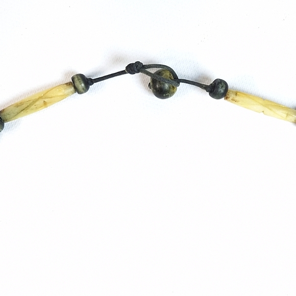 Handcrafted Native American Buffalo Bone Bead Necklace - Picture 6 of 7